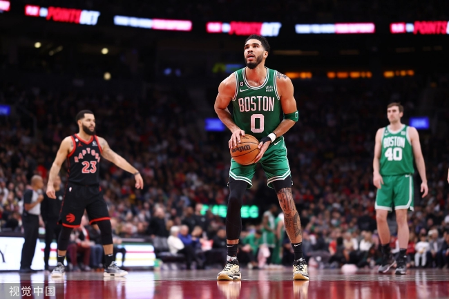  西亚卡姆31+12猛龙加时胜公牛  