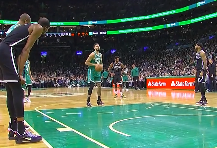  霍芬海姆反击犀利高效，客场两球击败防守松散的比勒菲尔德